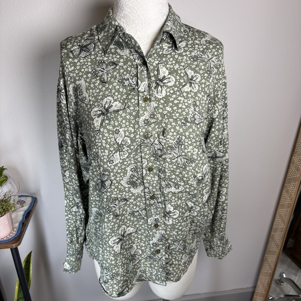 Stradivarius Women S Green Button Up Shirt Fairycore Butterfly Viscose